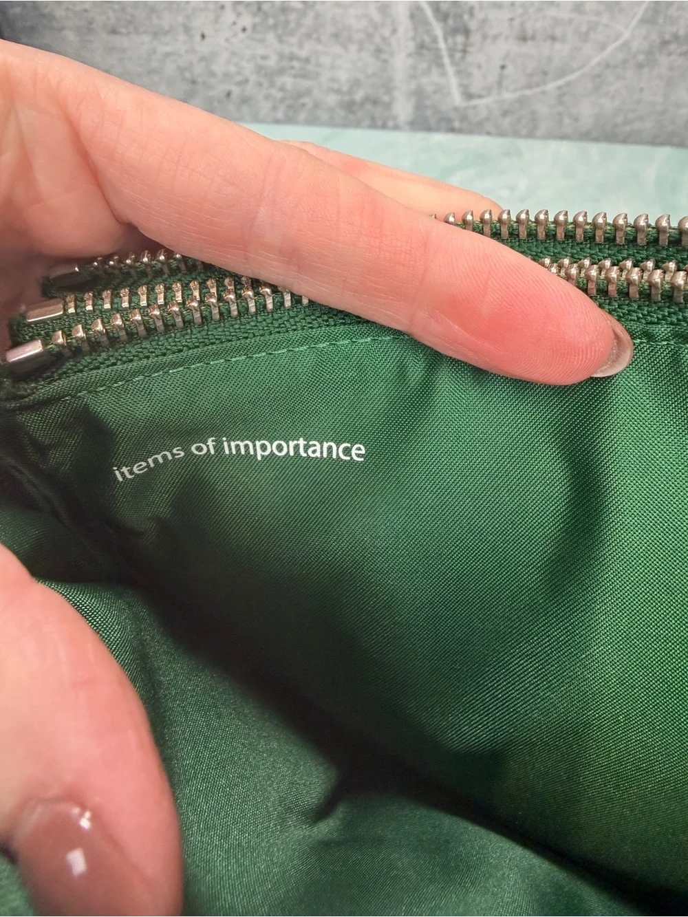 Lululemon Now and Always Pouch Puffy in green Wristlet Double Zipper